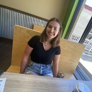 Meet your Posher, Renee